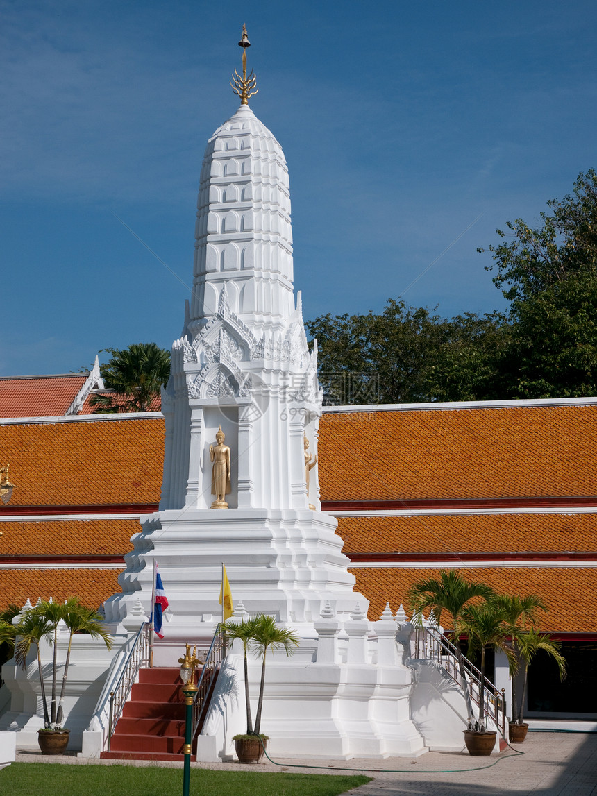 泰国曼谷马哈河的Stupa图片