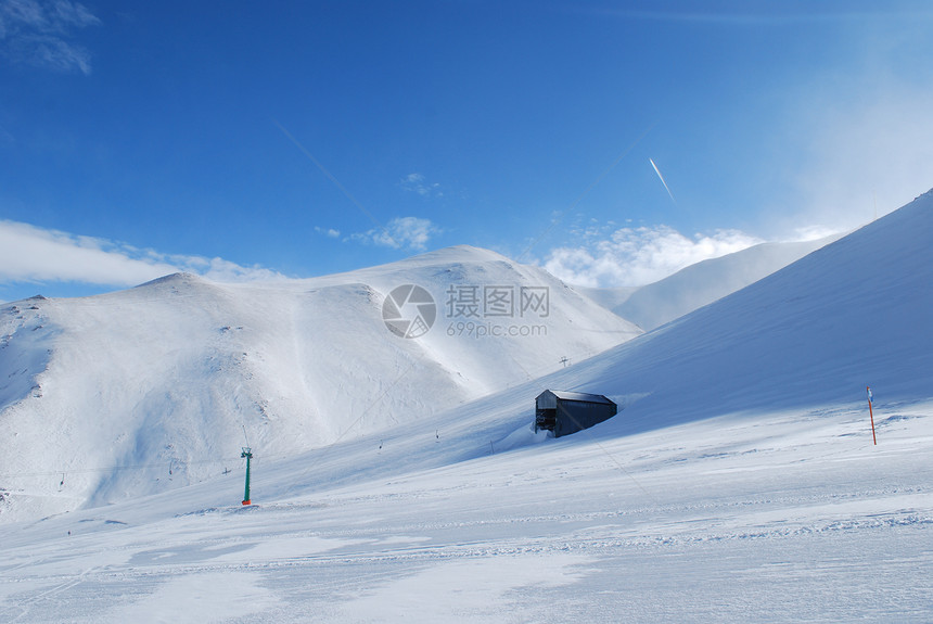 土耳其的雪山蓝色休息娱乐天堂白色滑雪天空全景火鸡图片