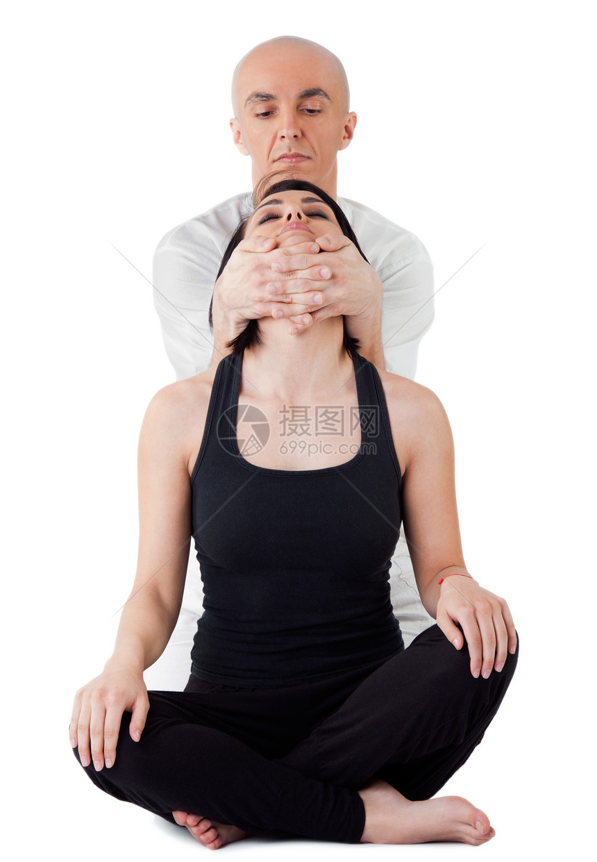 妇女颈部按摩文化男性治疗治疗师康复脖子黑发身体女性女士图片