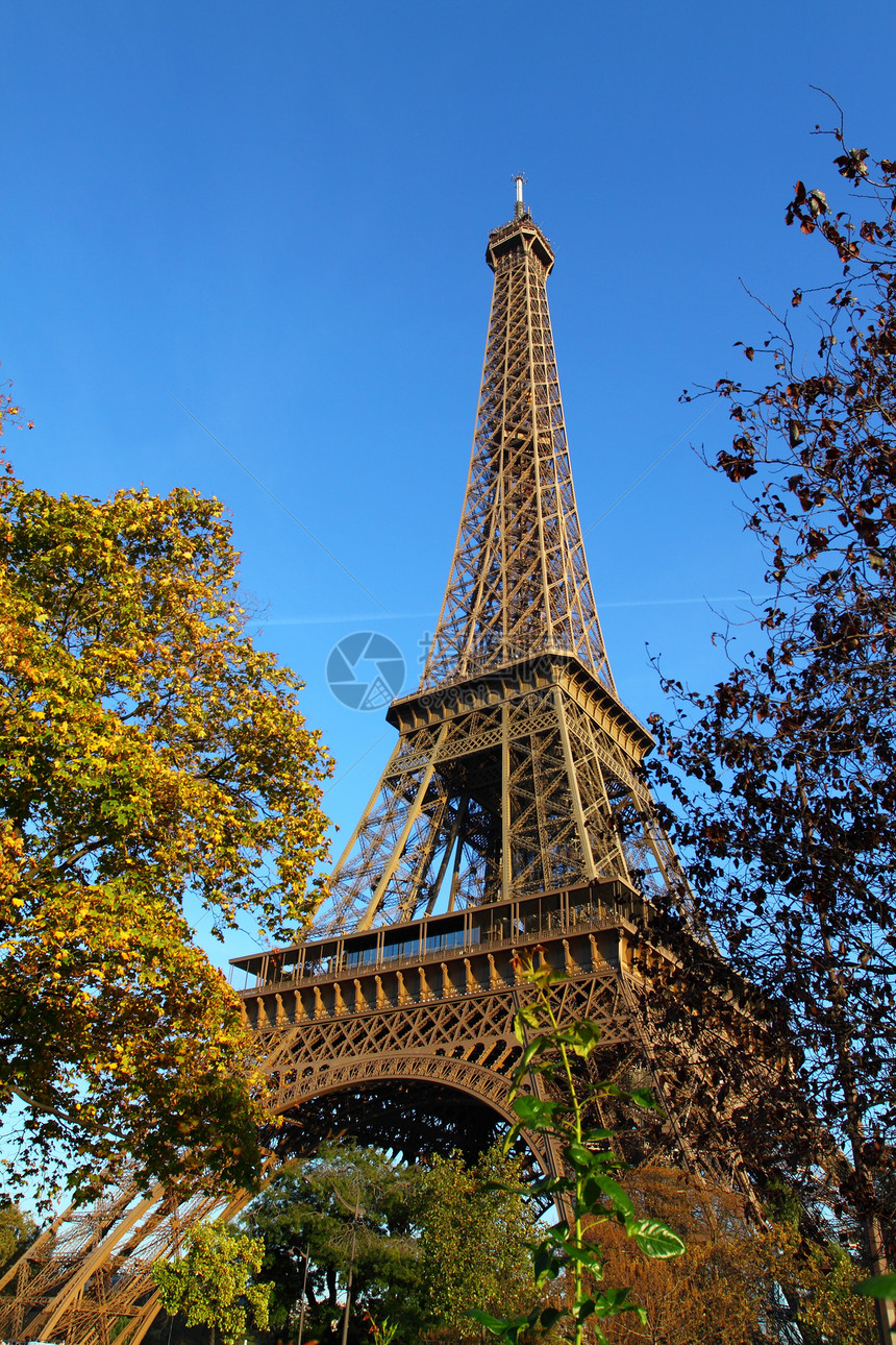 著名的巴黎埃菲尔铁塔绿色兴趣历史国家天空旅游场景城市地标假期图片