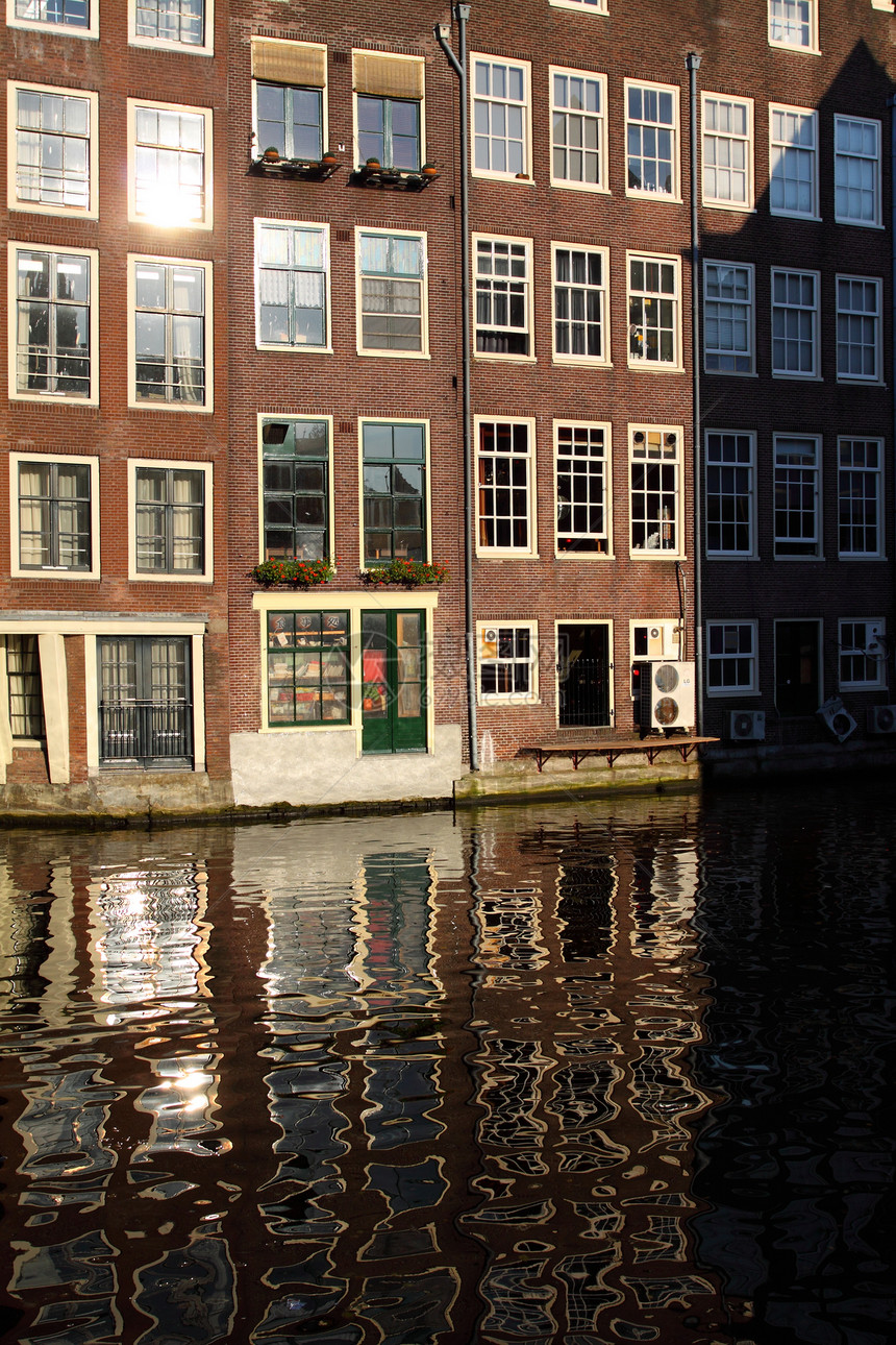 阿姆斯特丹的房屋建筑特丹风格艺术战线房子自行车血管首都文化蓝色图片