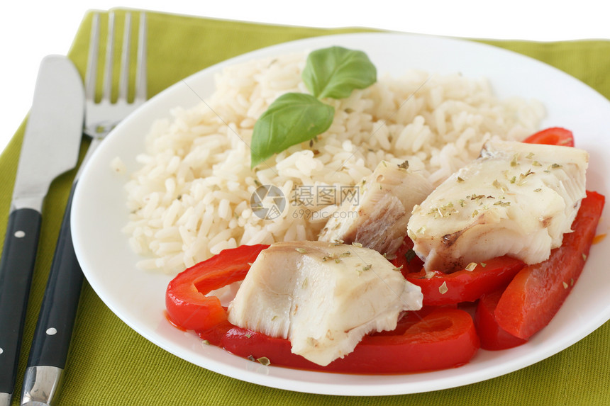 大米和胡椒煮鱼饮食鱼片海鲜白色食物餐巾盘子午餐蔬菜图片