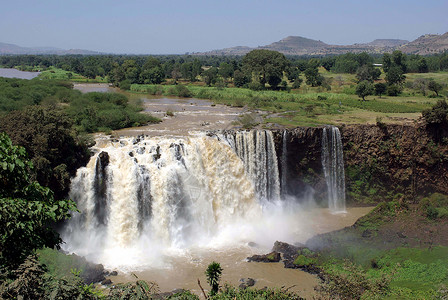 埃塞俄比亚的瀑布激流蓝色荒野风景高清图片