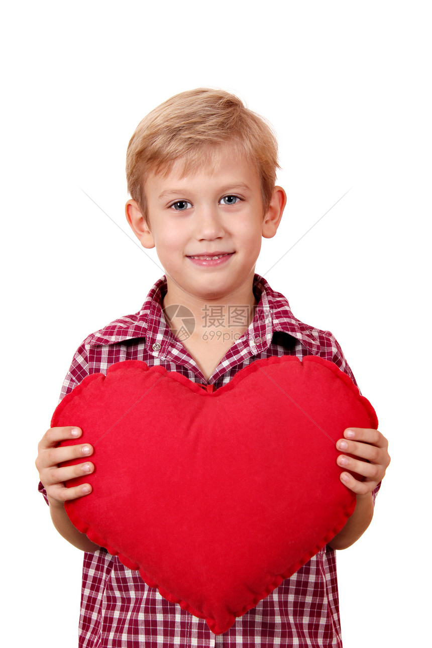 红心男孩童年微笑快乐青年红色乐趣拥抱孩子图片