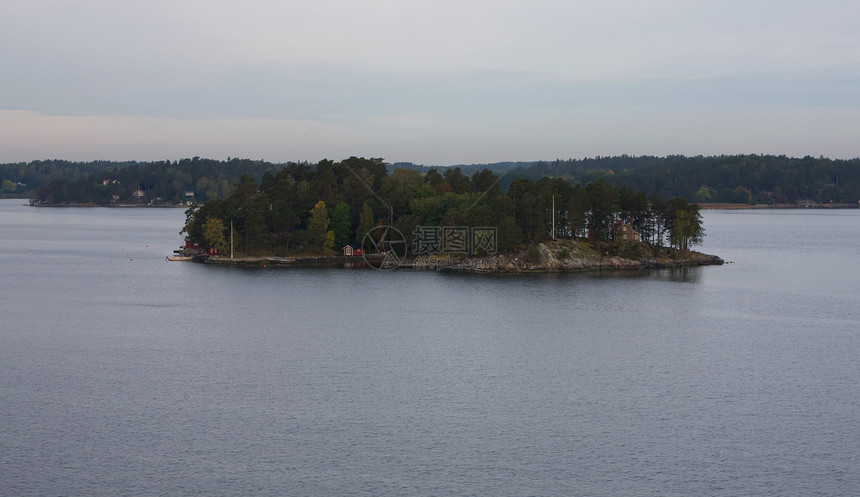 挪威北部地貌景观天空风景自然旅游游客峡湾图片
