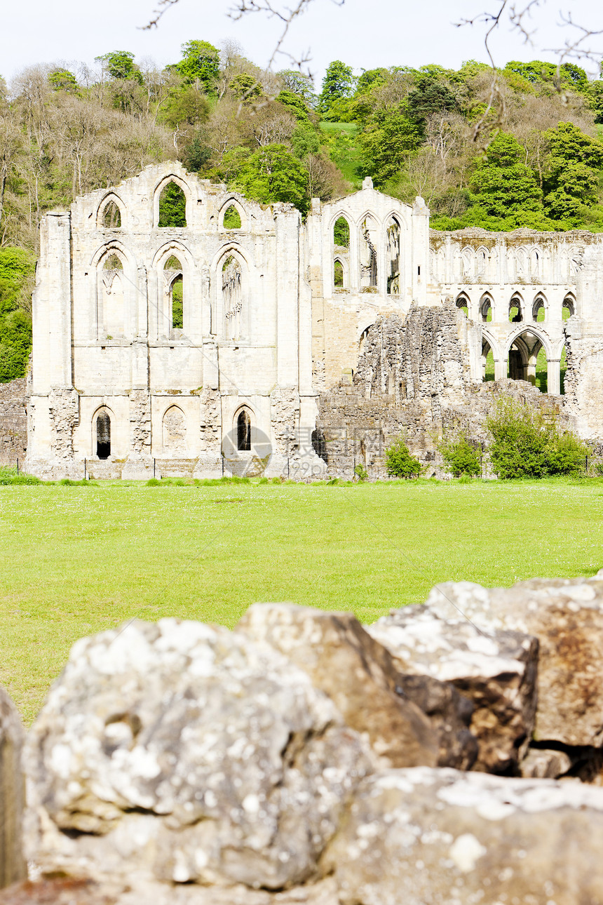 英国北约克郡Rievaulx修道院废墟建筑位置世界教会景点历史性外观历史建筑学旅行图片