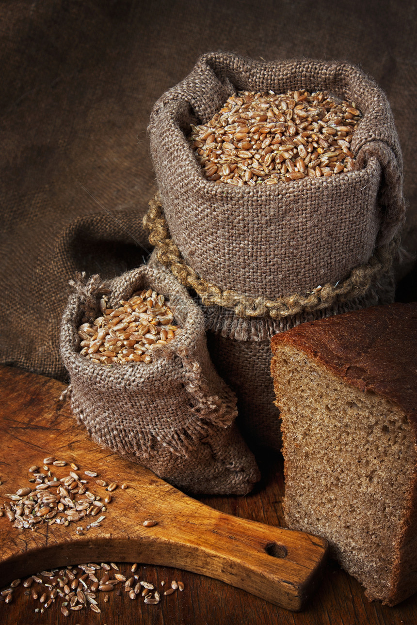 面包店里的麦子收获面粉小麦乡村解雇玉米植物燕麦麻布谷物图片