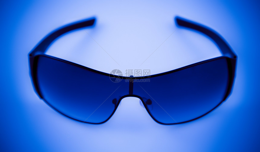 时尚太阳镜镜片阳光玻璃框架塑料眼镜紫外线眼睛太阳光学图片