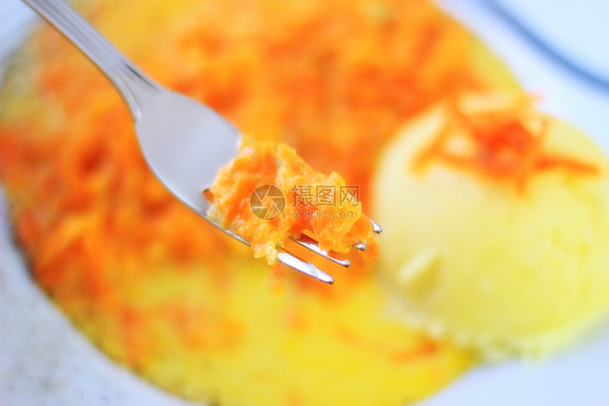 健康午餐白色土豆美食萝卜盘子烹饪蔬菜食物胡椒黄色图片
