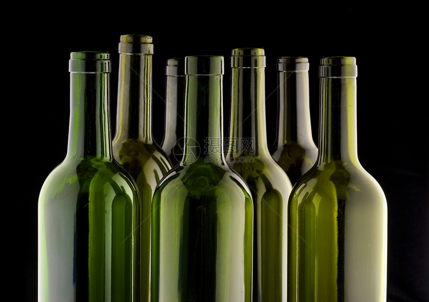 葡萄酒瓶液体镜头酒吧瓶子特写文化酒厂葡萄园玻璃水晶图片