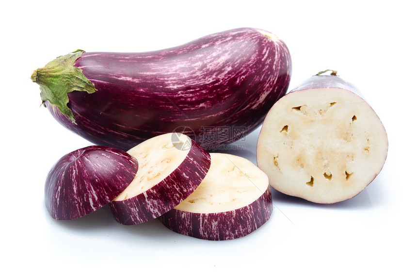 白上隔离的紫茄茄子蔬菜紫色白色农场植物水平椭圆食物黑色绿色图片