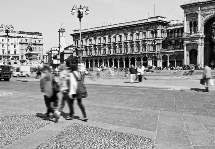 米兰Duomo广场大教堂联盟正方形建筑学图片