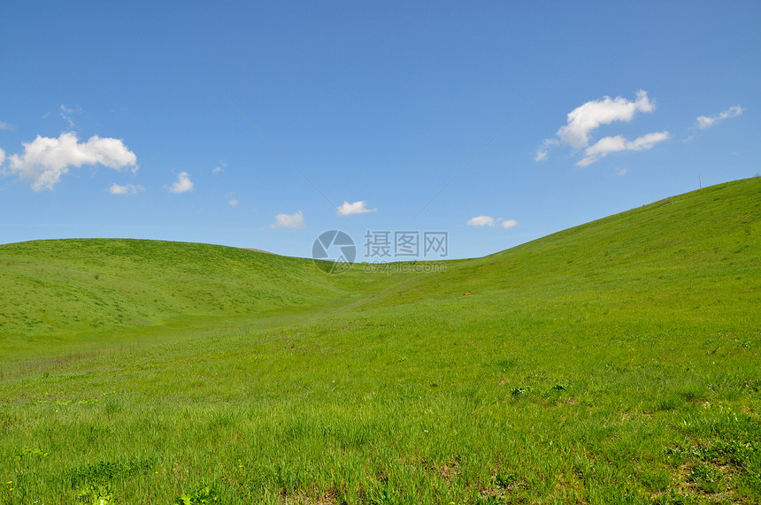 山丘天空环境地平线农田场地农场乡村绿色晴天农业图片