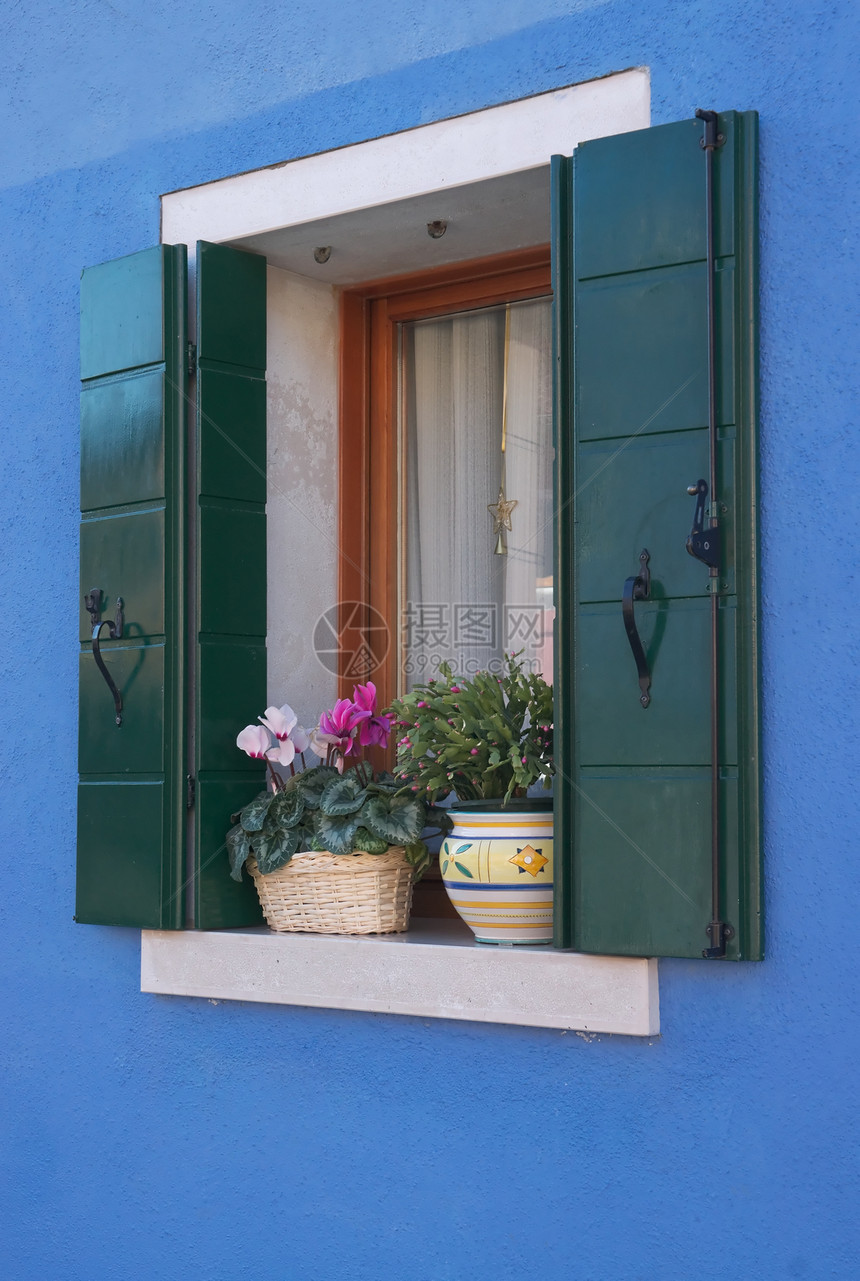 窗户 波拉诺岛旅游景观建筑学文化建筑粉色房子旅行城市蓝色图片