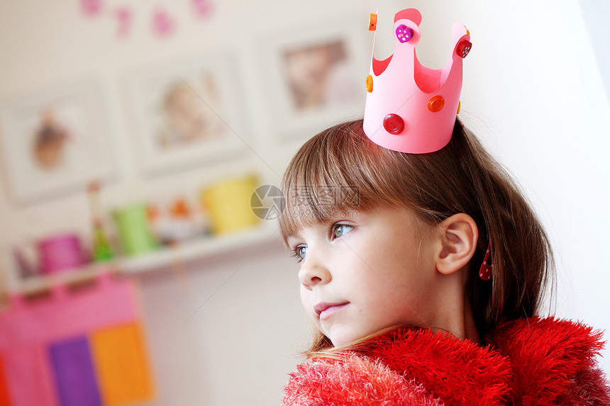 小公主粉色游戏房间孩子女王青年工艺女儿公主戏服图片