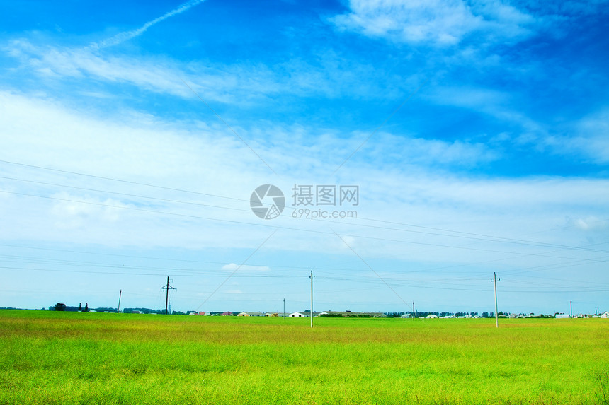 阳光草地土地农场天气远景场地晴天草原地平线生长国家图片