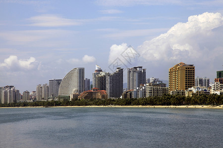 海南岛 三亚岛建筑学住房海岸市中心景观居民天空海滩密度财产背景图片