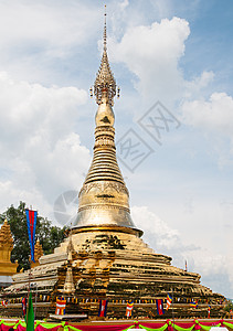 柬埔寨金雅特黄金区文化宗教黄铜佛塔高棉语寺庙佛教徒背景图片
