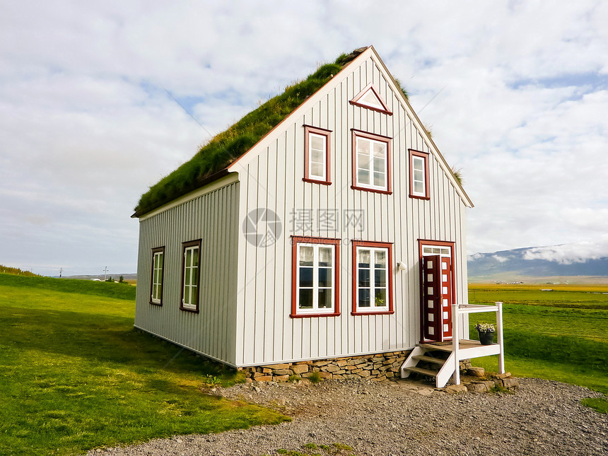 冰岛传统房子在乡下图片