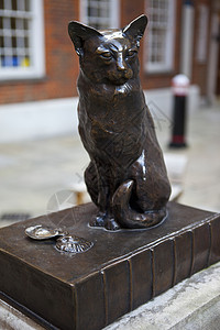 塞缪尔·约翰逊的猫咪“霍奇”雕像高清图片