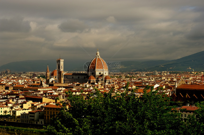 佛罗伦萨教会天空旅游游客地标旅行建筑日出艺术城市图片