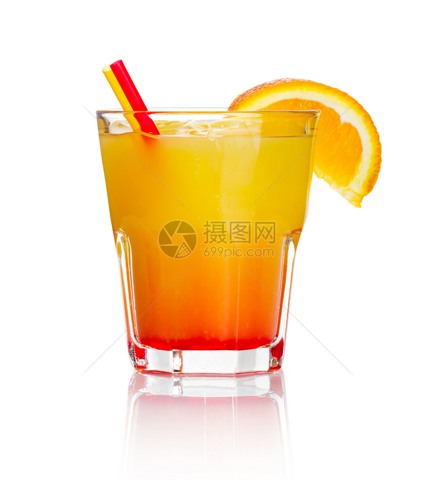孤立的橙子水果切片橙子酒精鸡尾酒图片