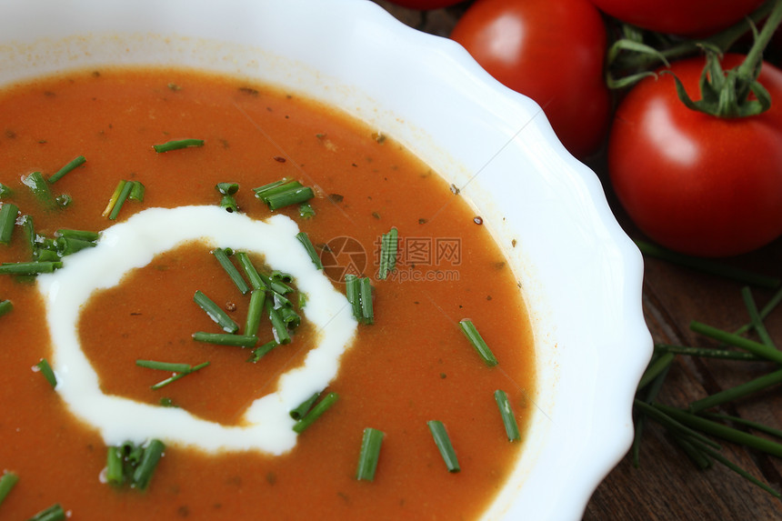 番茄汤美食韭菜盘子红色健康草本植物奶油西红柿味道蔬菜图片