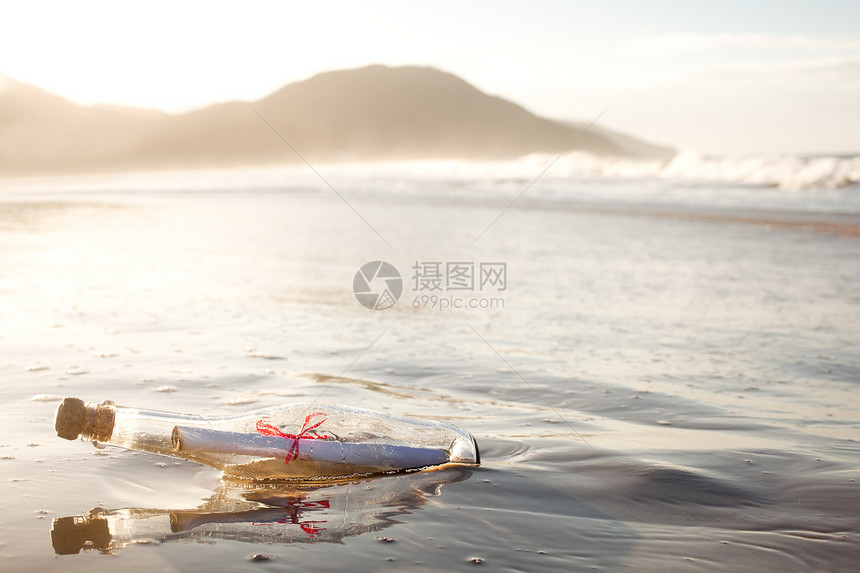 瓶中的信件玻璃海洋海浪软木瓶子笔记图片