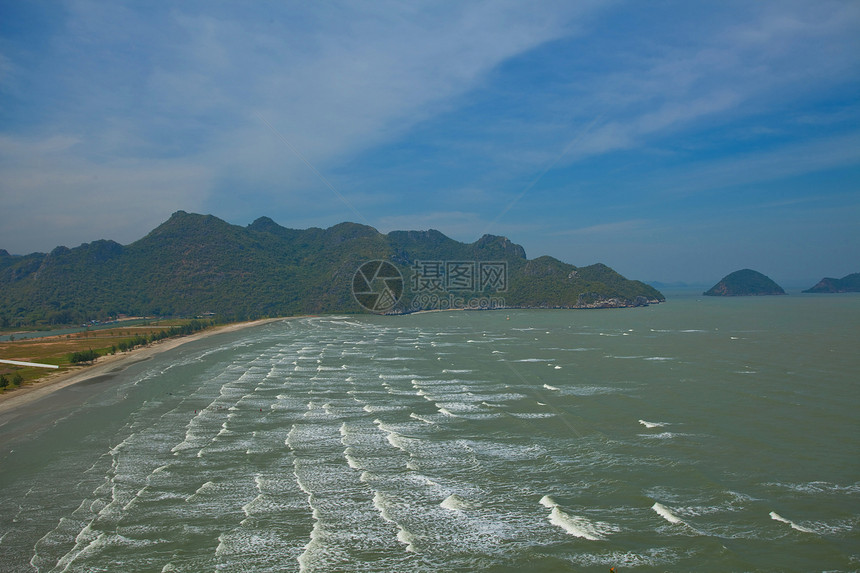 山区和山区海海洋假期爬坡海景海浪支撑地平线海岸海岸线阳光图片