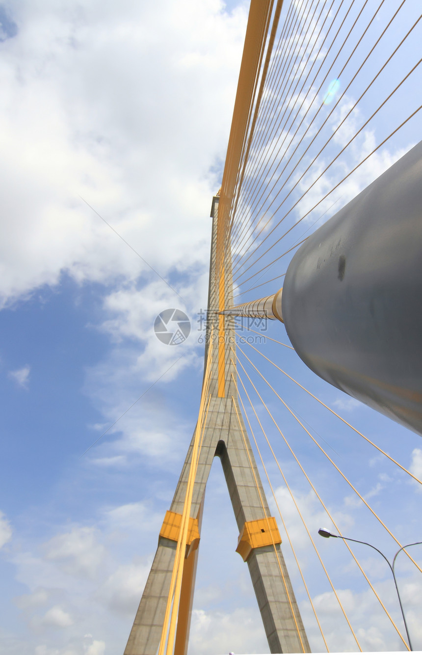泰籍Bangkok泰国8号大桥Rama 8号建造街道国王基础设施电缆建筑纪念碑旅行城市地标图片