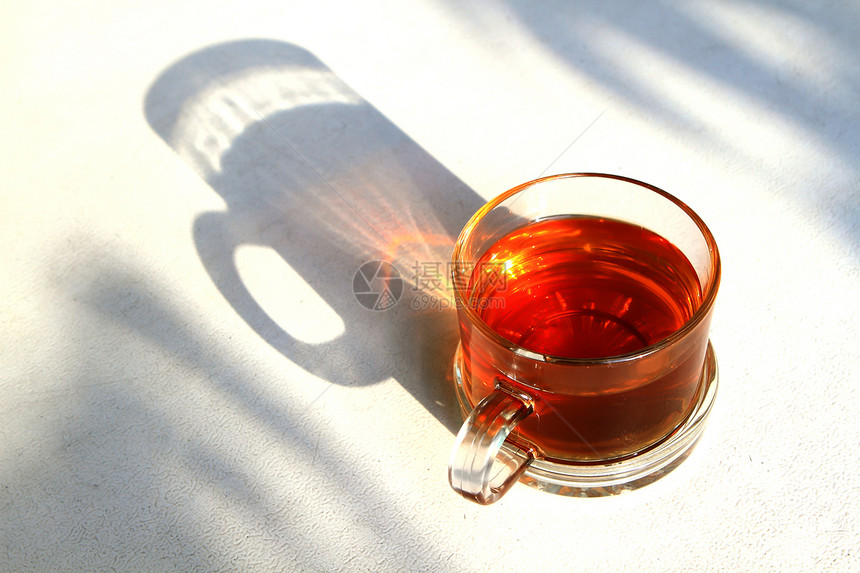 茶杯加茶早餐茶碗液体棕色飞碟流动食物盘子杯子口渴图片