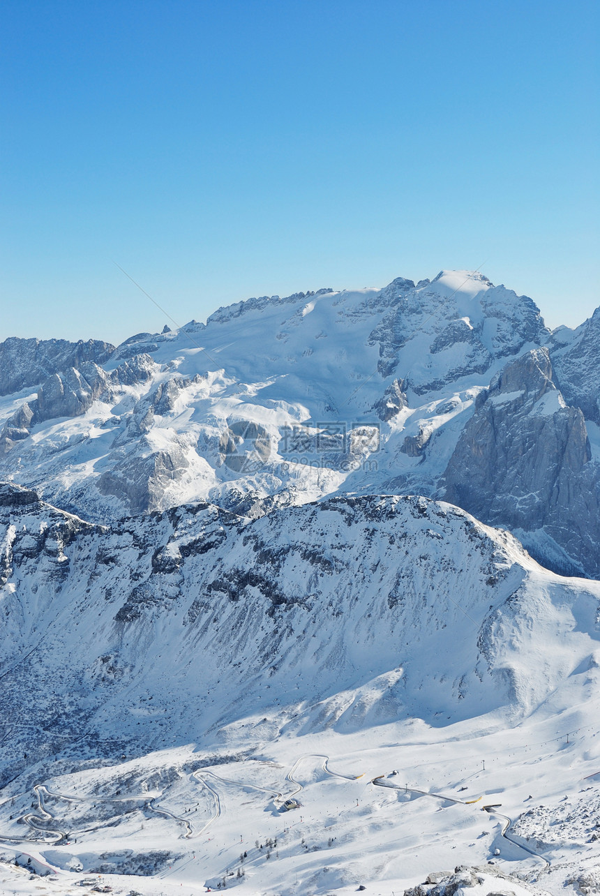 冬季山区假期运动时间公园滑雪岩石天空滑雪板天气爬坡图片