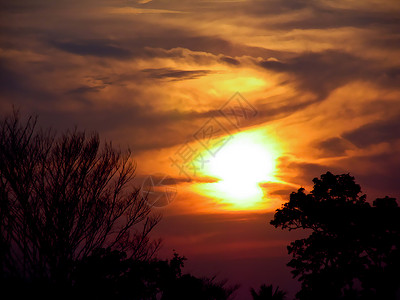 日落宁静橙子天空红色紫色太阳背景图片