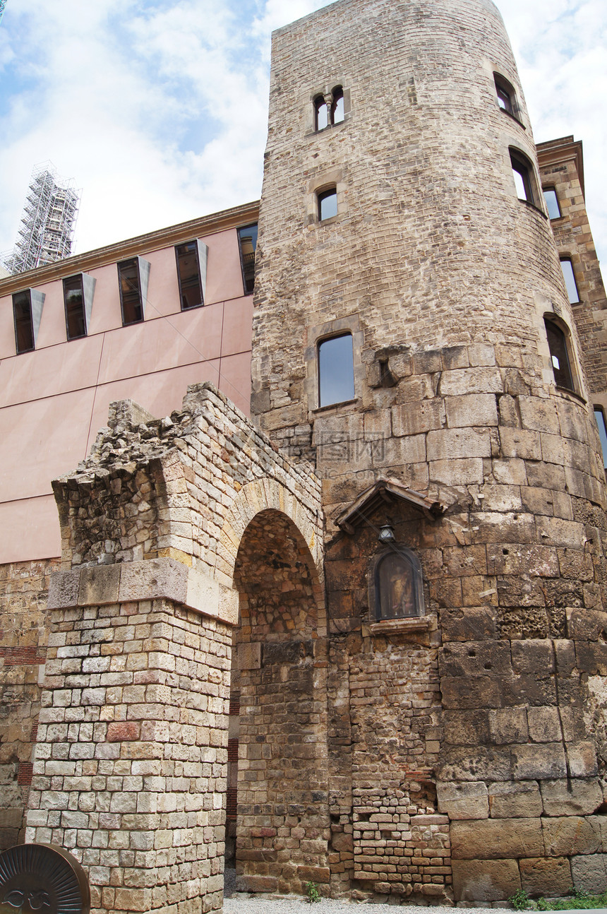 巴塞罗那 位于 哥特区 中心的 国王广场 的中世纪 加泰罗尼亚语中的皇宫建筑纪念碑旅游窗户文化历史街道地标旅行城市图片