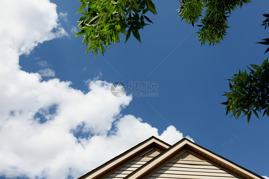 房顶峰房地产建筑学蓝色白色顶峰天空山墙图片