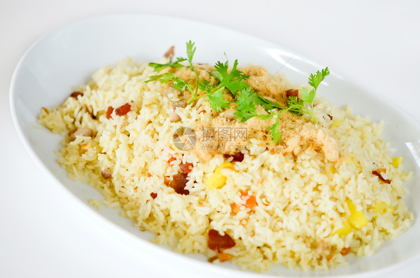 炒米饭油炸白色食物美食盘子猪肉文化纤维烹饪饮食图片