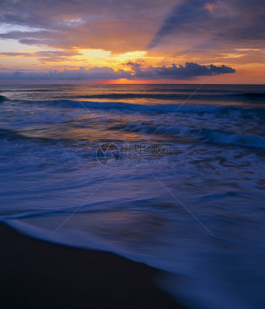 海洋波浪运动冲浪天空旅行液体碰撞沿海蓝色冲击力量图片