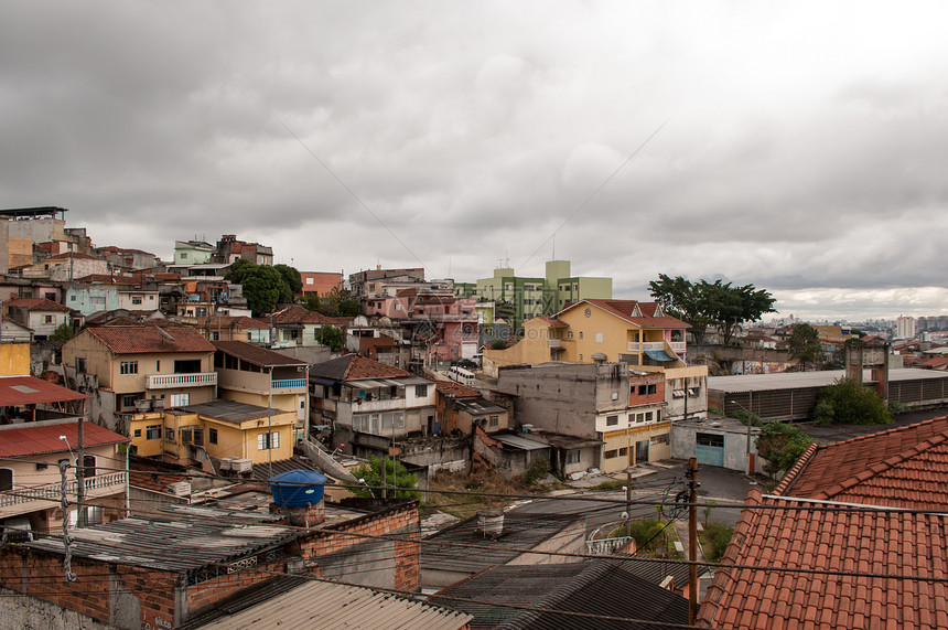 Sao Paulo郊区贫民窟首都小屋场景窝棚天线建筑衣绳建筑学公寓房子图片