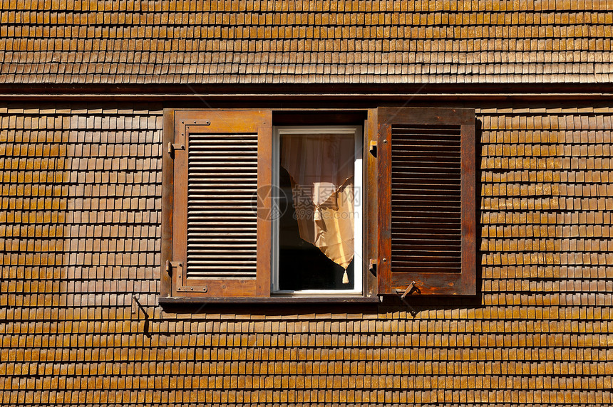 窗户住宅木头阳光房子玻璃框架窗帘酒吧装饰木板图片