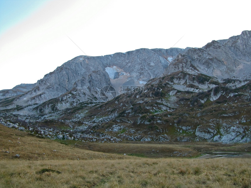 高加索山脉路线山脉植被全景岩石石头旅行旅游植物爬坡图片