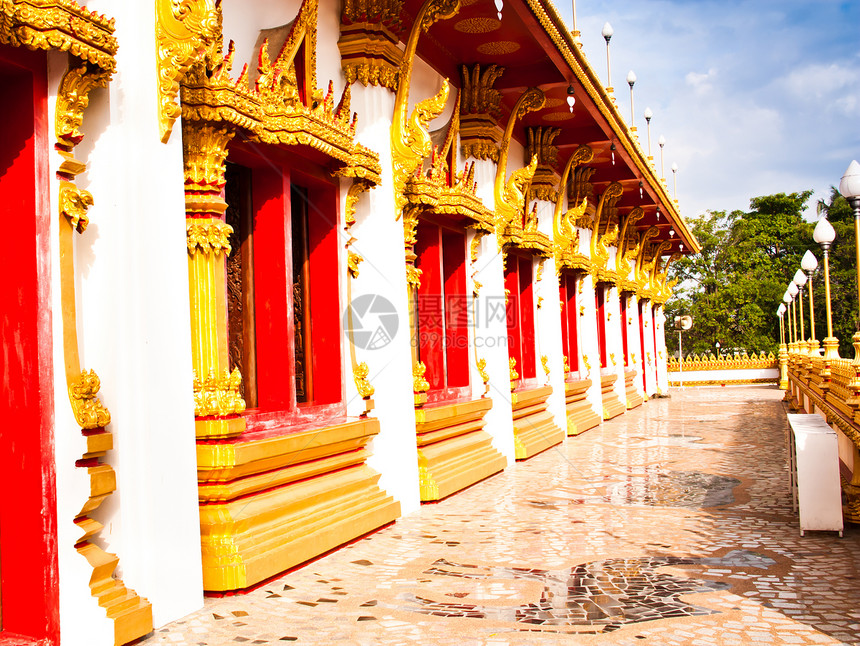 走廊的美丽之处寺庙雕塑国家建筑学宗教白色文化格式家具黄色图片
