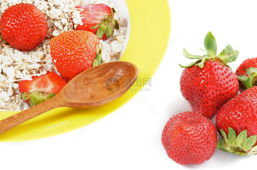 与草莓一起健康早餐图片