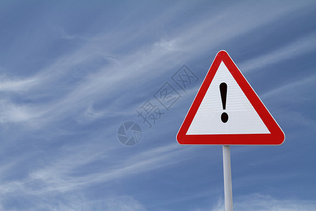 警告造成警告信号白色天空预防感叹号危险指示牌红色注意力蓝色冒险背景