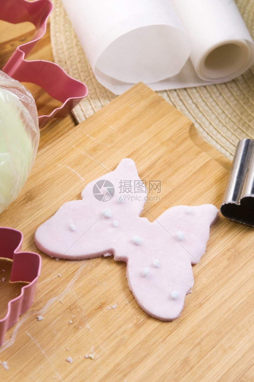 自制霜冻装饰孩子粉色蝴蝶用具饼干糕点糖果精神蓝色面包图片