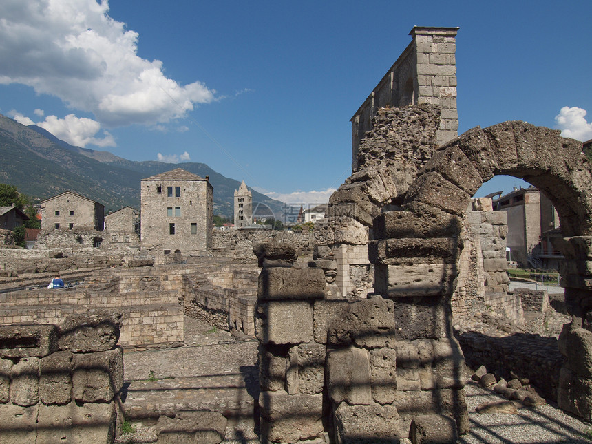 罗马戏剧Aosta联盟山谷艺术剧院废墟纪念碑考古学建筑学地标山脉图片