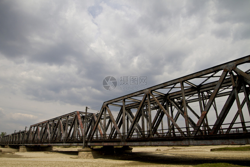东欧的铁路桥梁网火车旅行运输风景地标工程建筑学图片