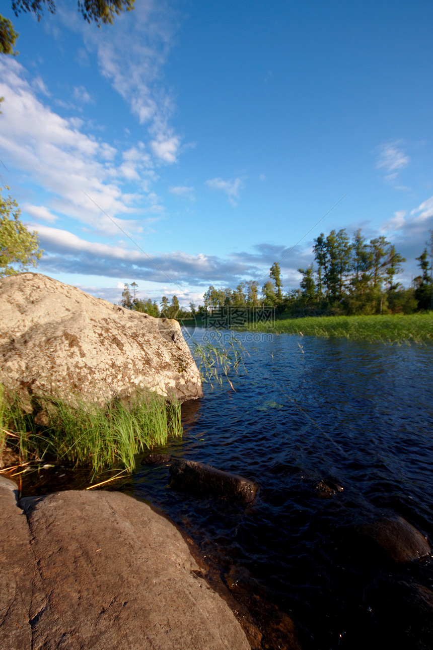 水地景观风景天气太阳岩石反射生态池塘天空环境阳光图片