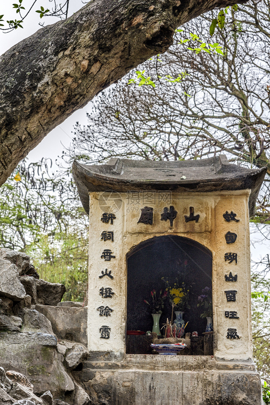 越南河内 Hoan Kiem湖Ngo-son寺庙的圣殿图片