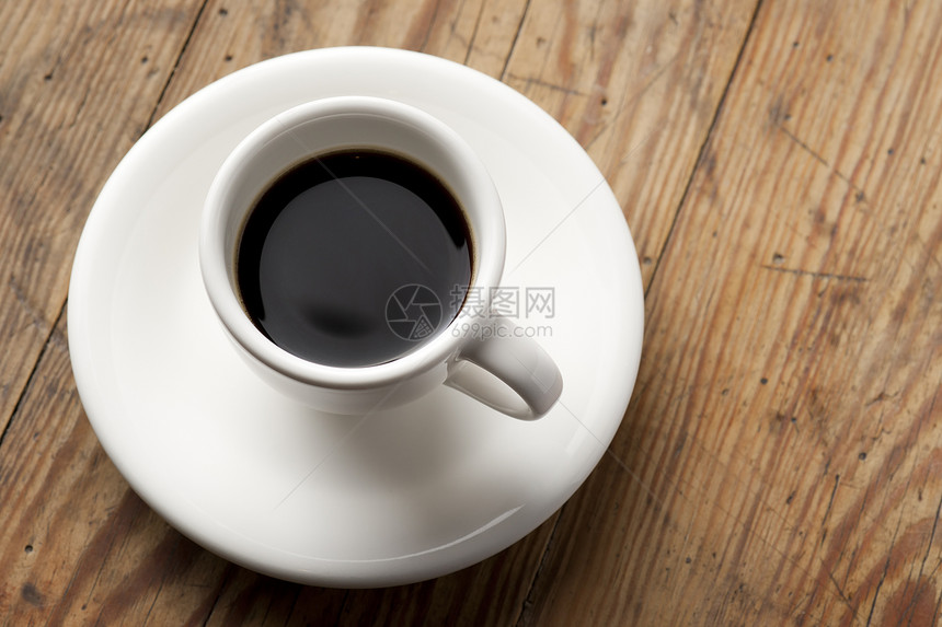 咖啡杯木头桌子茶托饮料食物杯子白色黑色咖啡店咖啡图片