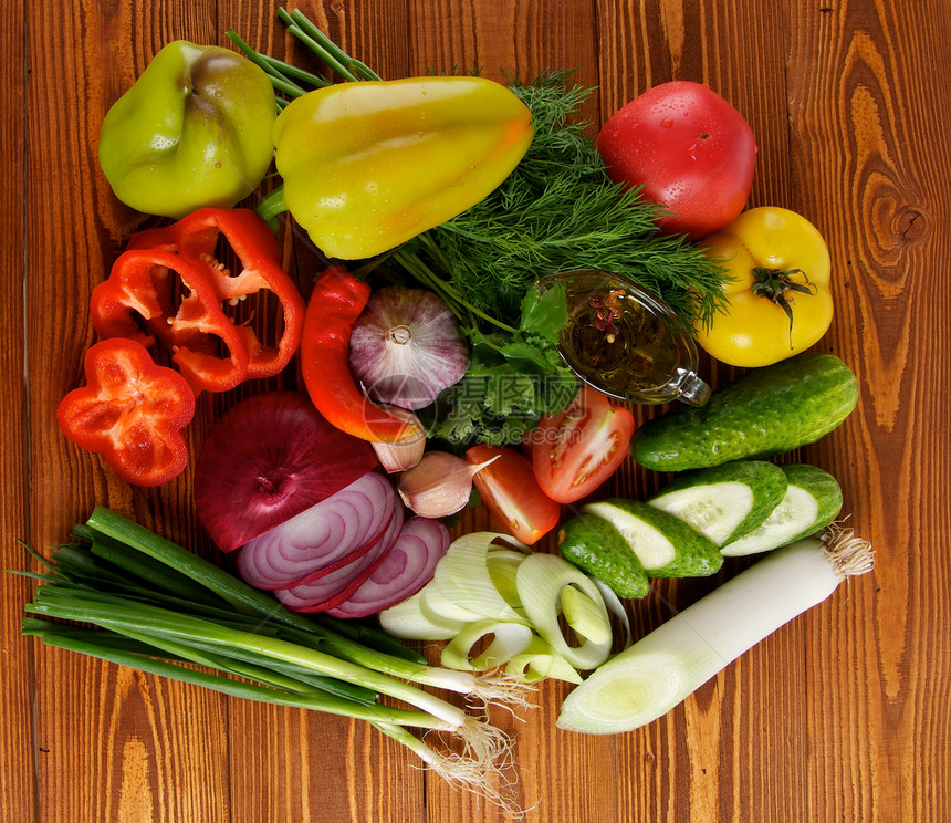 蔬菜沙拉的成分背景食品素食者素食健康饮食青椒香菜食物韭葱洋葱图片